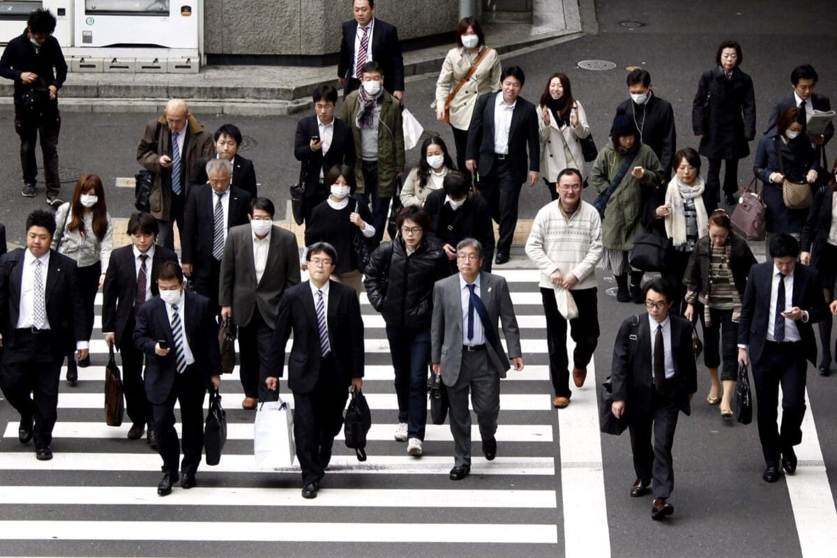 ما السبب وراء زيادة عدد ساعات عمل اليابان عن المعدّل القانوني؟!